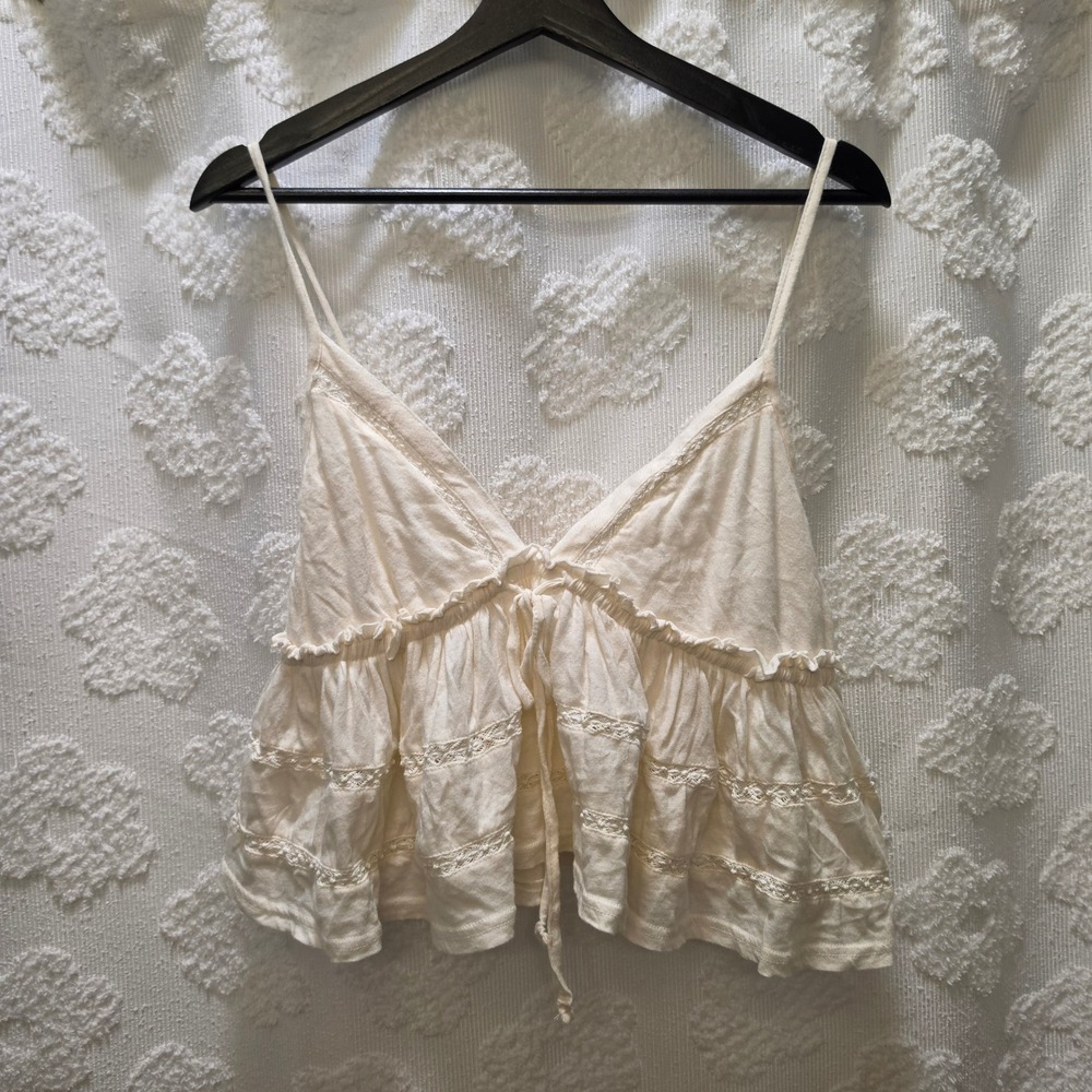 Urban Outfitters Cream Crochet Lace Ruffle Peplum Cami Tank Top Large Ivory Boho